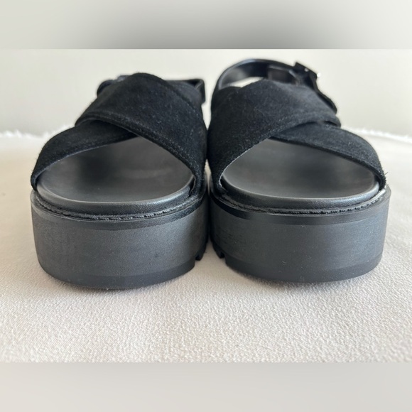 Leather Chunky Cross Strap Sandals black suede - Picture 11 of 15